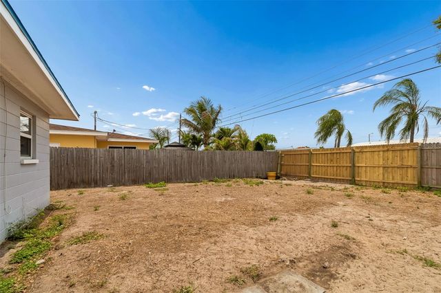 10984 88TH AVENUE, Seminole, FL 33772