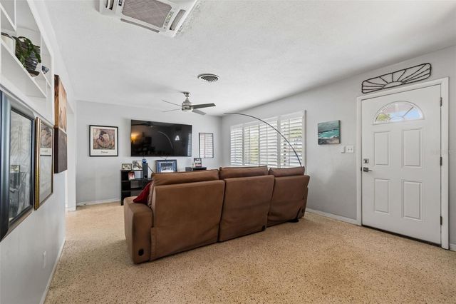 10984 88TH AVENUE, Seminole, FL 33772