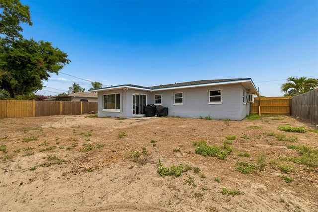 10984 88TH AVENUE, Seminole, FL 33772