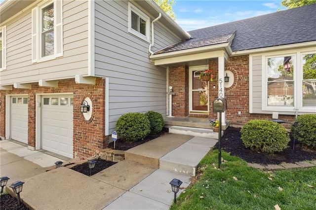 5140 Cody Street, Shawnee, KS 66203