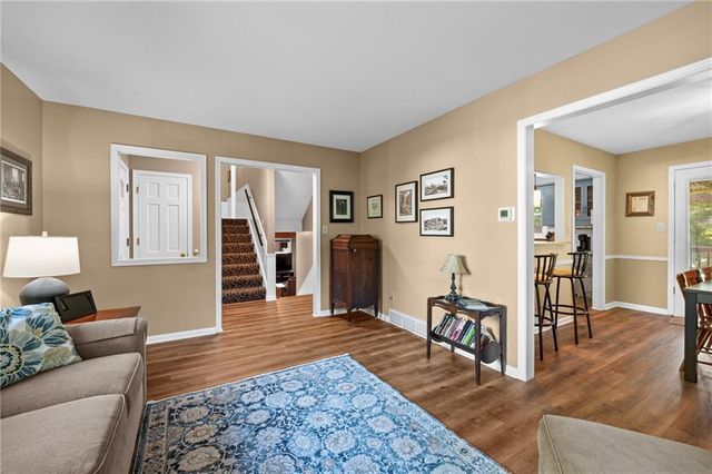 5140 Cody Street, Shawnee, KS 66203