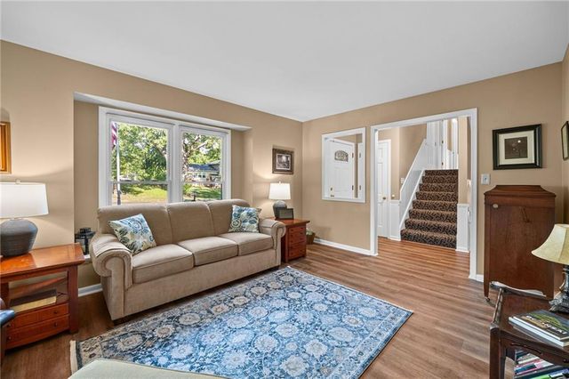 5140 Cody Street, Shawnee, KS 66203