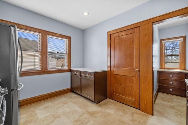 1319 Menomonee AVENUE, South Milwaukee, WI 53172