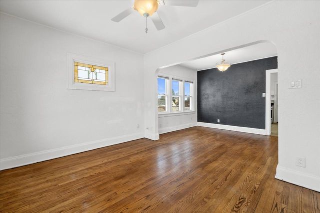 1319 Menomonee AVENUE, South Milwaukee, WI 53172