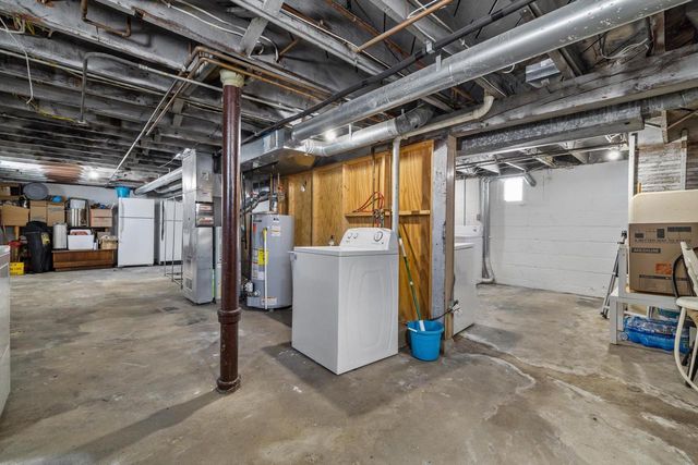 1319 Menomonee AVENUE, South Milwaukee, WI 53172