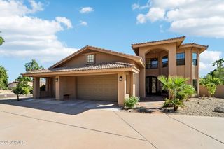 12015 S TUZIGOOT Drive, Phoenix, AZ 85044