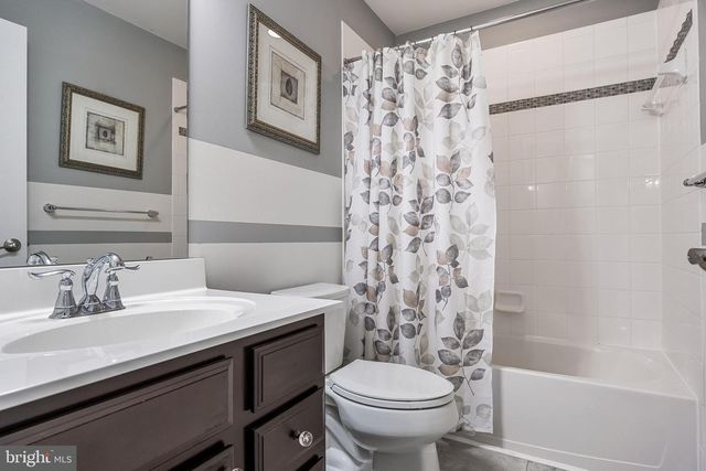 1 TAVERN LANE, Sicklerville, NJ 08081