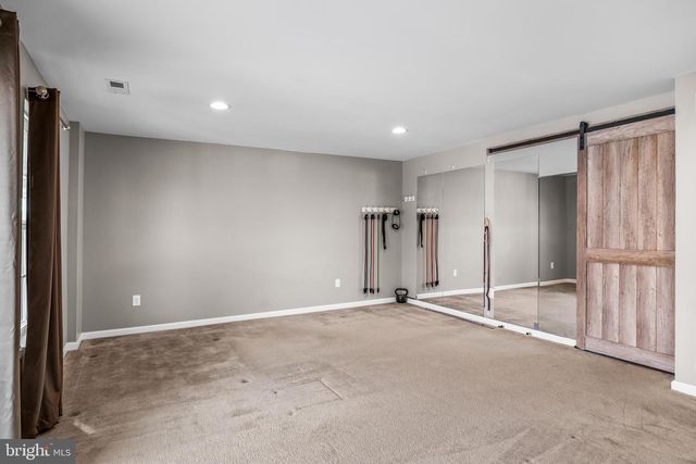 1 TAVERN LANE, Sicklerville, NJ 08081