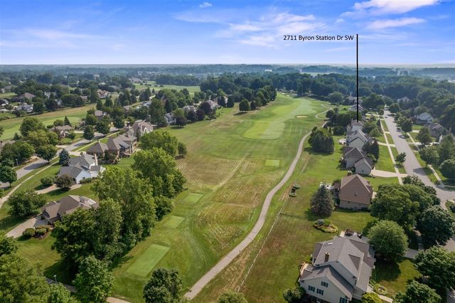 2711 Byron Station Drive, Byron Center, MI 49315