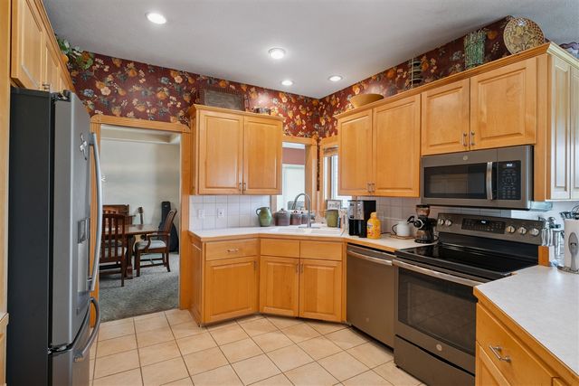 2711 Byron Station Drive, Byron Center, MI 49315