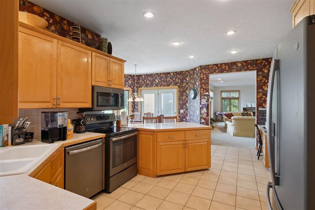 2711 Byron Station Drive, Byron Center, MI 49315