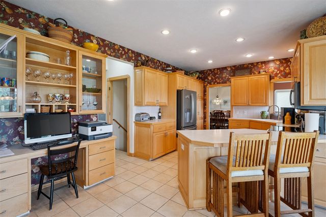 2711 Byron Station Drive, Byron Center, MI 49315