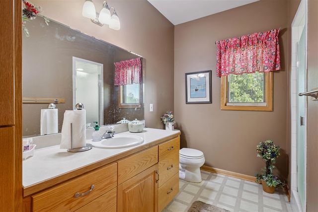 2711 Byron Station Drive, Byron Center, MI 49315