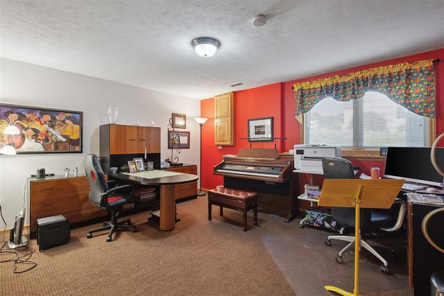 2711 Byron Station Drive, Byron Center, MI 49315