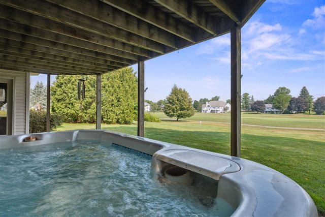 2711 Byron Station Drive, Byron Center, MI 49315