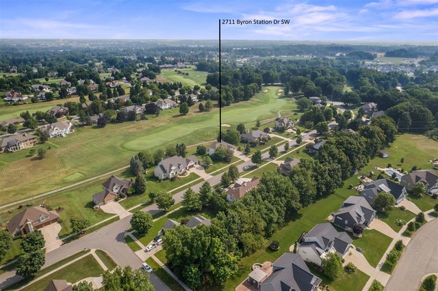 2711 Byron Station Drive, Byron Center, MI 49315