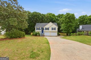 1026 Carriage Way, Loganville, GA 30052