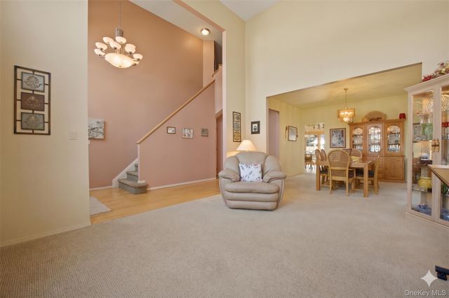 112 Cranberry Court, Melville, NY 11747