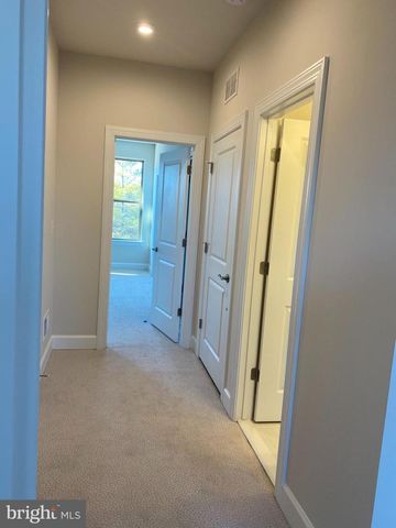 9878 HOPKINS LOOP, Manassas, VA 20110