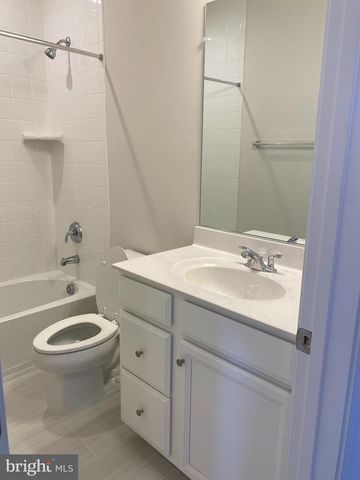 9878 HOPKINS LOOP, Manassas, VA 20110