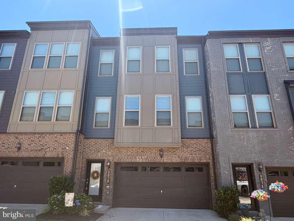9878 HOPKINS LOOP, Manassas, VA 20110