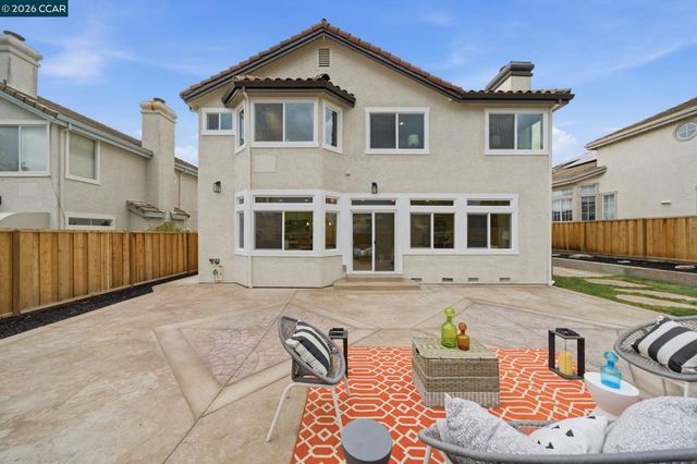 509 Zenith Ridge Dr, Danville, CA 94506