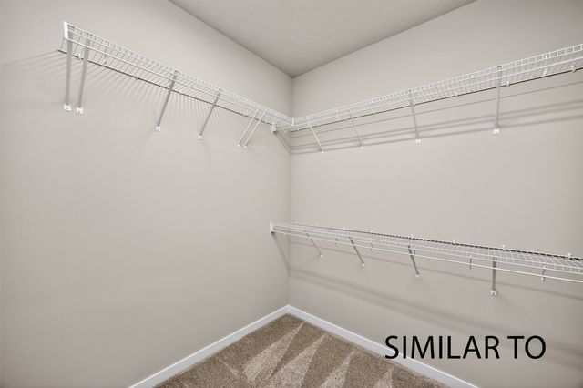 9846 Watermeadow Circle, Johnston, IA 50131