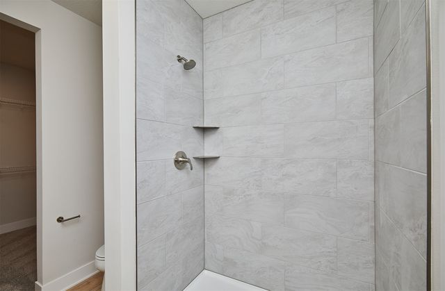 9846 Watermeadow Circle, Johnston, IA 50131