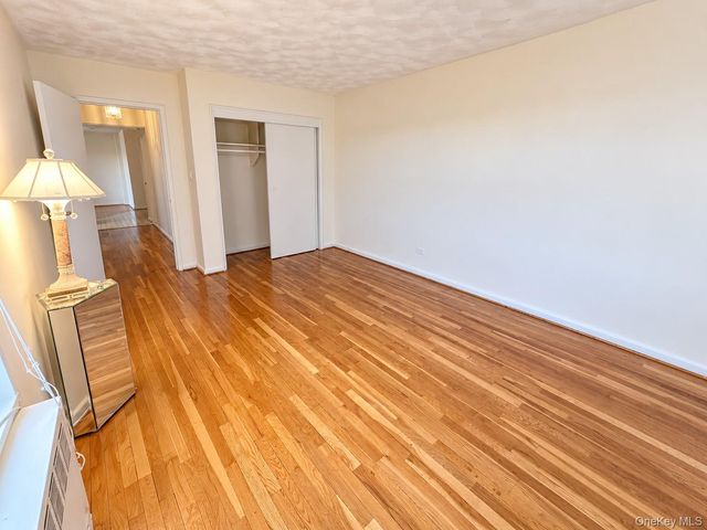 209-15 18th Avenue 6F, Bayside, NY 11360