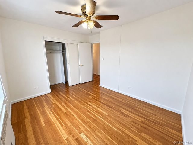 209-15 18th Avenue 6F, Bayside, NY 11360