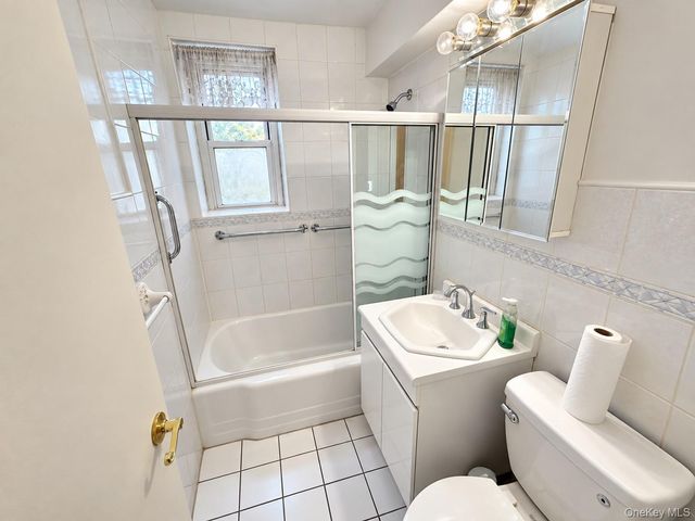 209-15 18th Avenue 6F, Bayside, NY 11360