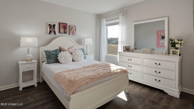 29 S Thorn Tree Street, Byhalia, MS 38611