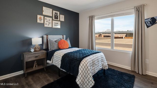 29 S Thorn Tree Street, Byhalia, MS 38611