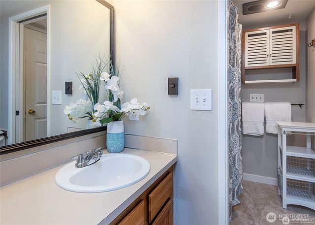 134 SW 116th Street #H-21, Seattle, WA 98146