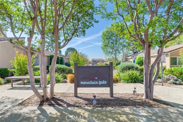 1182 Mountain Gate, Upland, CA 91786