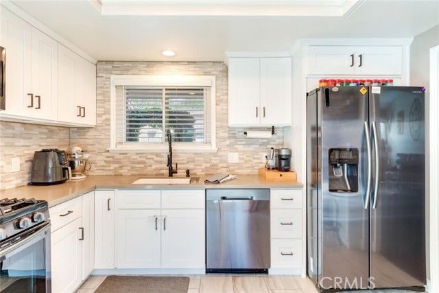 1182 Mountain Gate, Upland, CA 91786