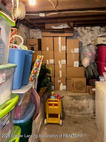 418 Division Street, Eaton Rapids, MI 48827