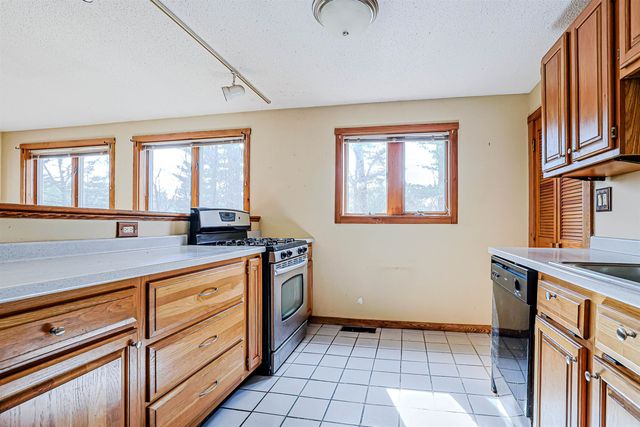 10 Westborn Drive, Merrimack, NH 03054