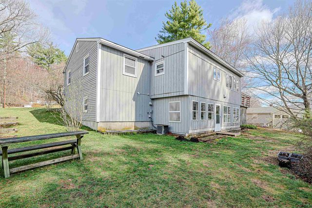 10 Westborn Drive, Merrimack, NH 03054
