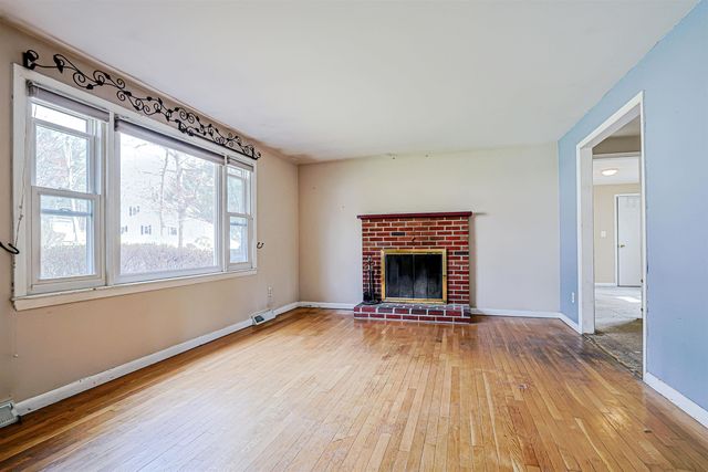 10 Westborn Drive, Merrimack, NH 03054