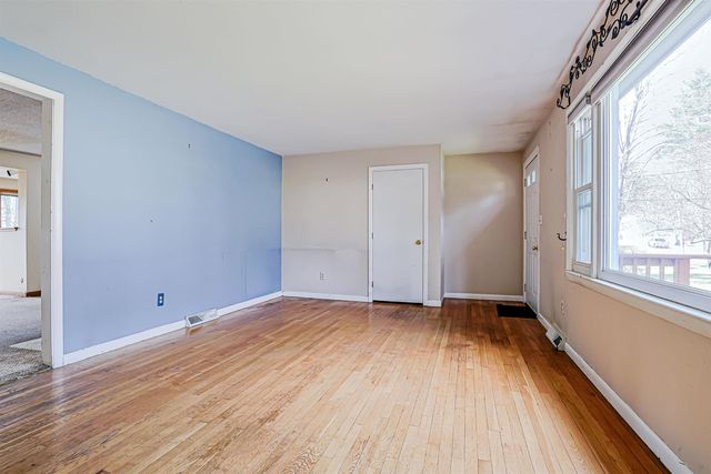 10 Westborn Drive, Merrimack, NH 03054