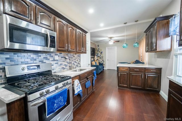 7505 60th Place, Glendale, NY 11385