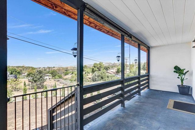 9861 Bon Vue Drive, El Cajon, CA 92021