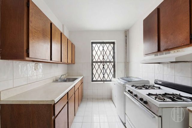 2440 Amsterdam Ave Apt 5C, New York City, NY 10033