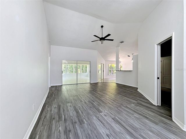 1707 TREMONT COURT, Sun City Center, FL 33573