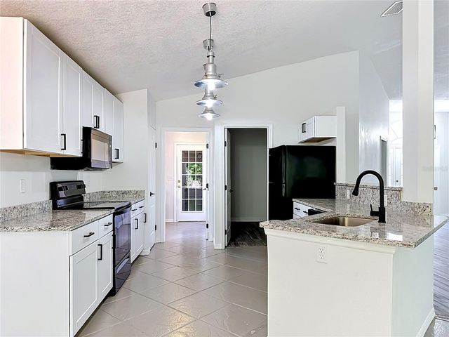 1707 TREMONT COURT, Sun City Center, FL 33573