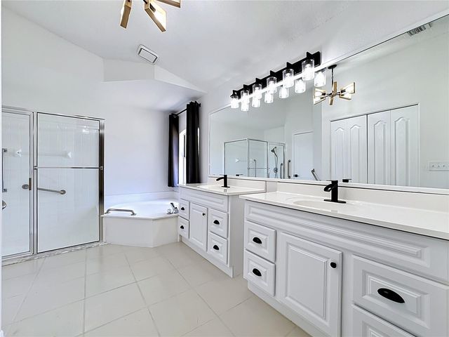 1707 TREMONT COURT, Sun City Center, FL 33573