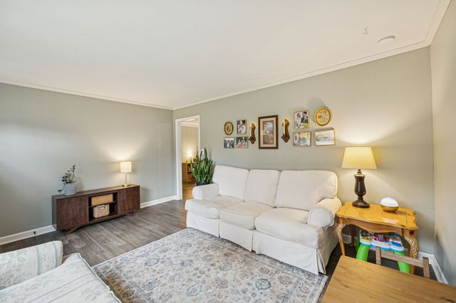 202 Cathey Ln, Columbia, TN 38401