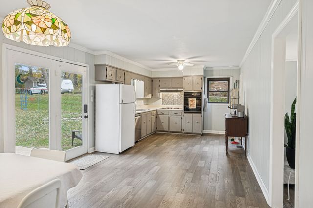 202 Cathey Ln, Columbia, TN 38401