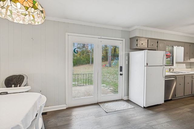 202 Cathey Ln, Columbia, TN 38401